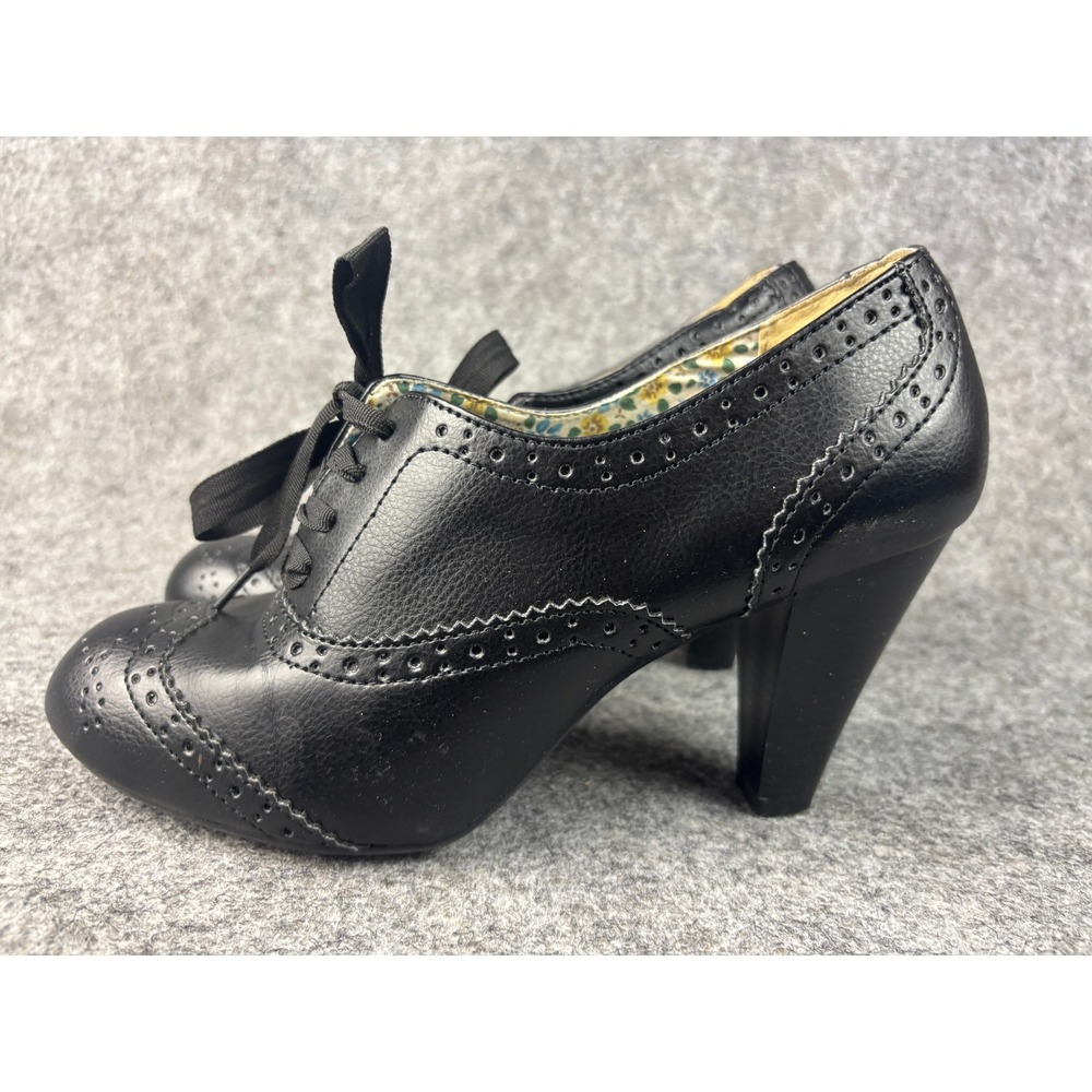 American Eagle Oxford Heels Womens 8.5 Black Wingtip Brogue Ribbon Lace Up Boot